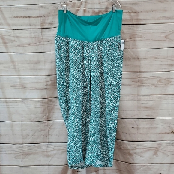 Old Navy maternity Foldover-Waist Playa Soft-Spun Wide-Leg Pants Tiled Green L - Picture 3 of 11